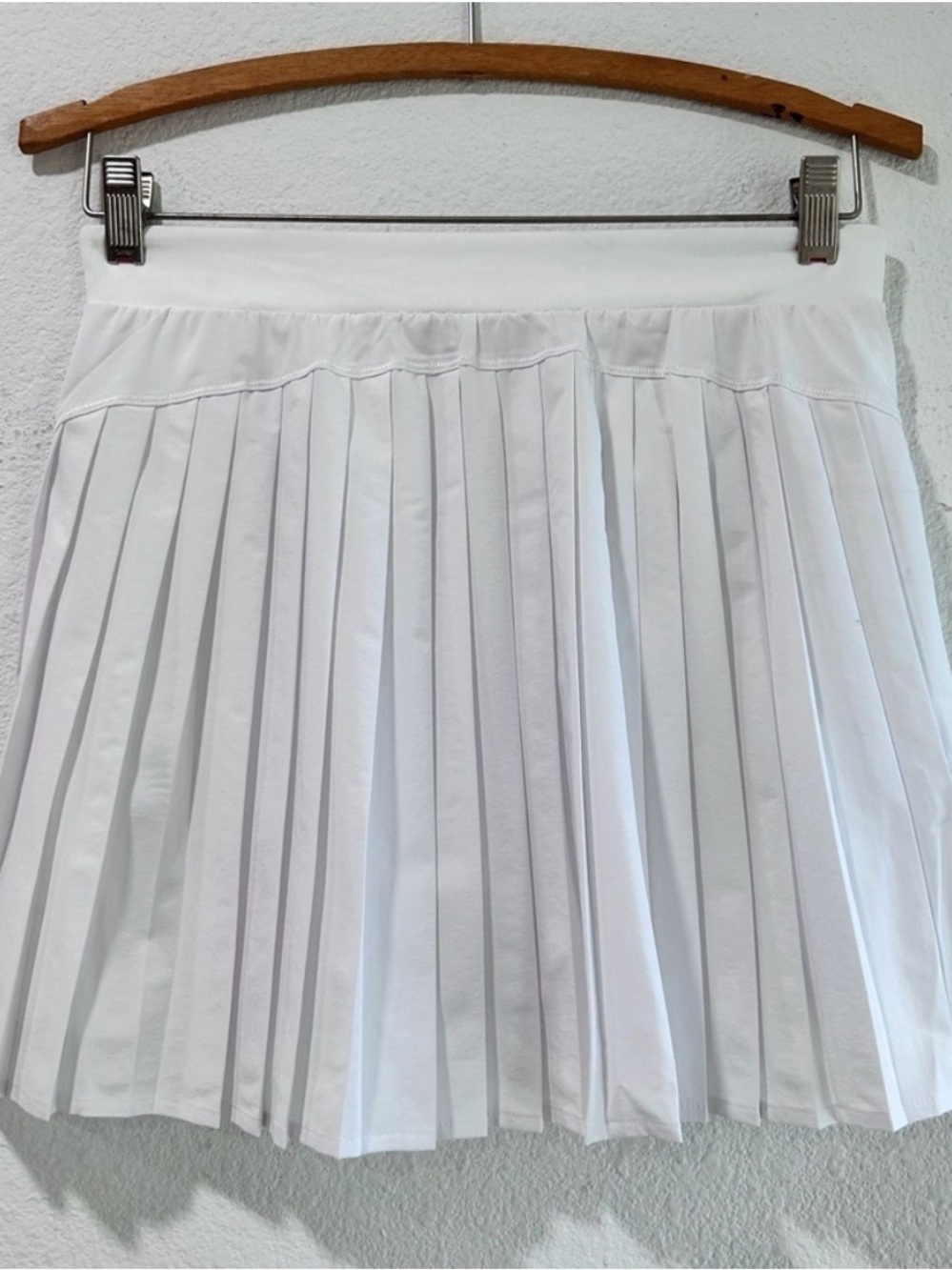 SPANX White Pleated Mini Skirt